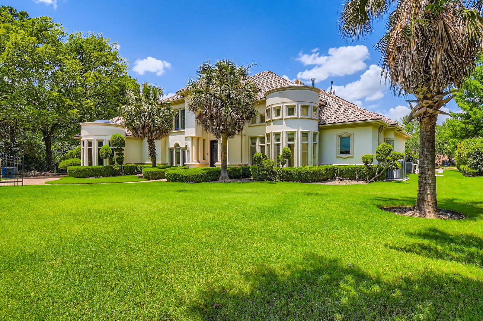1422 Laurel Lane Southlake TX 76092