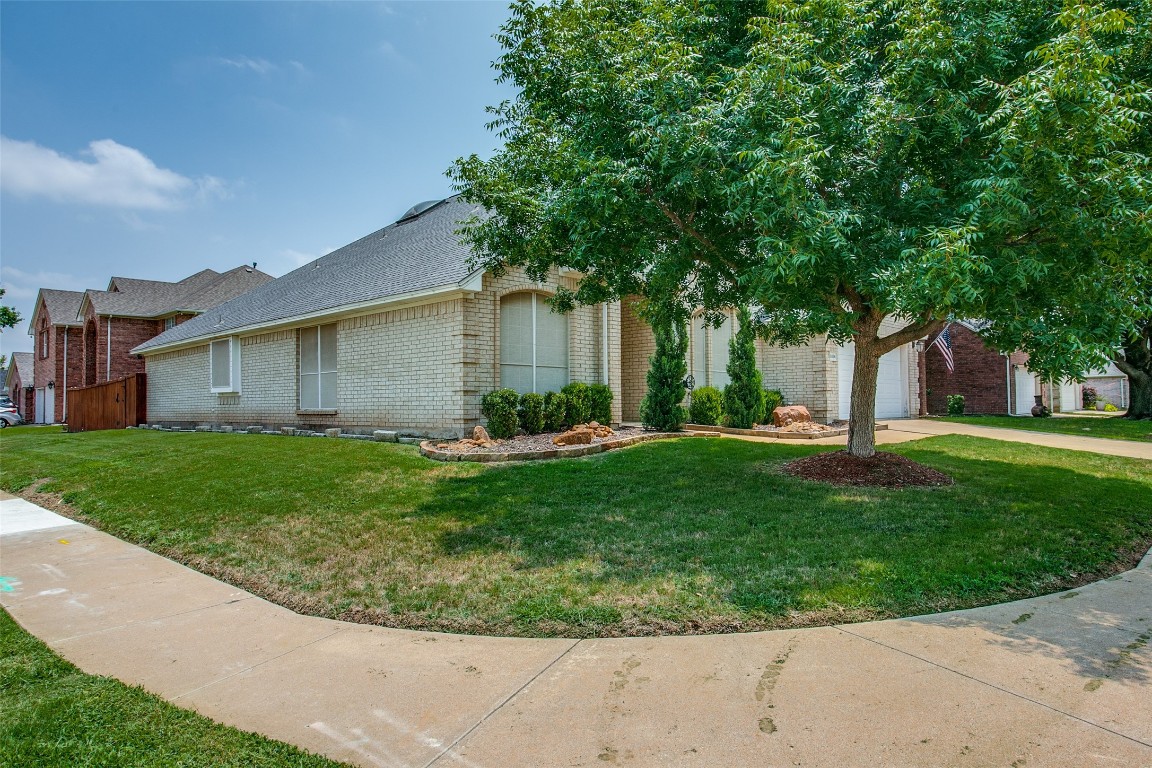 5836 Clear Creek Drive Haltom City TX 76137