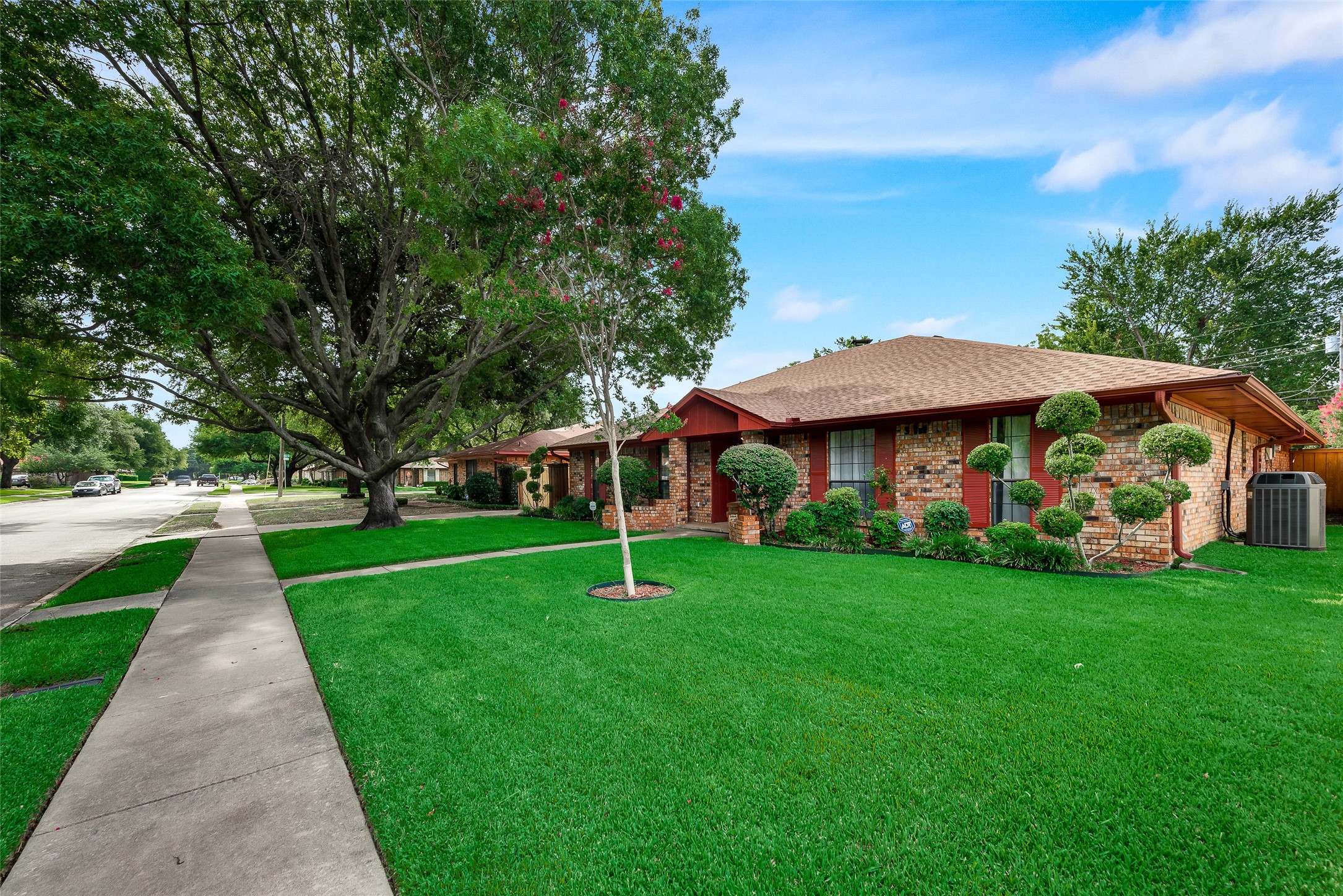 2126 Onetta Drive Irving TX 75061