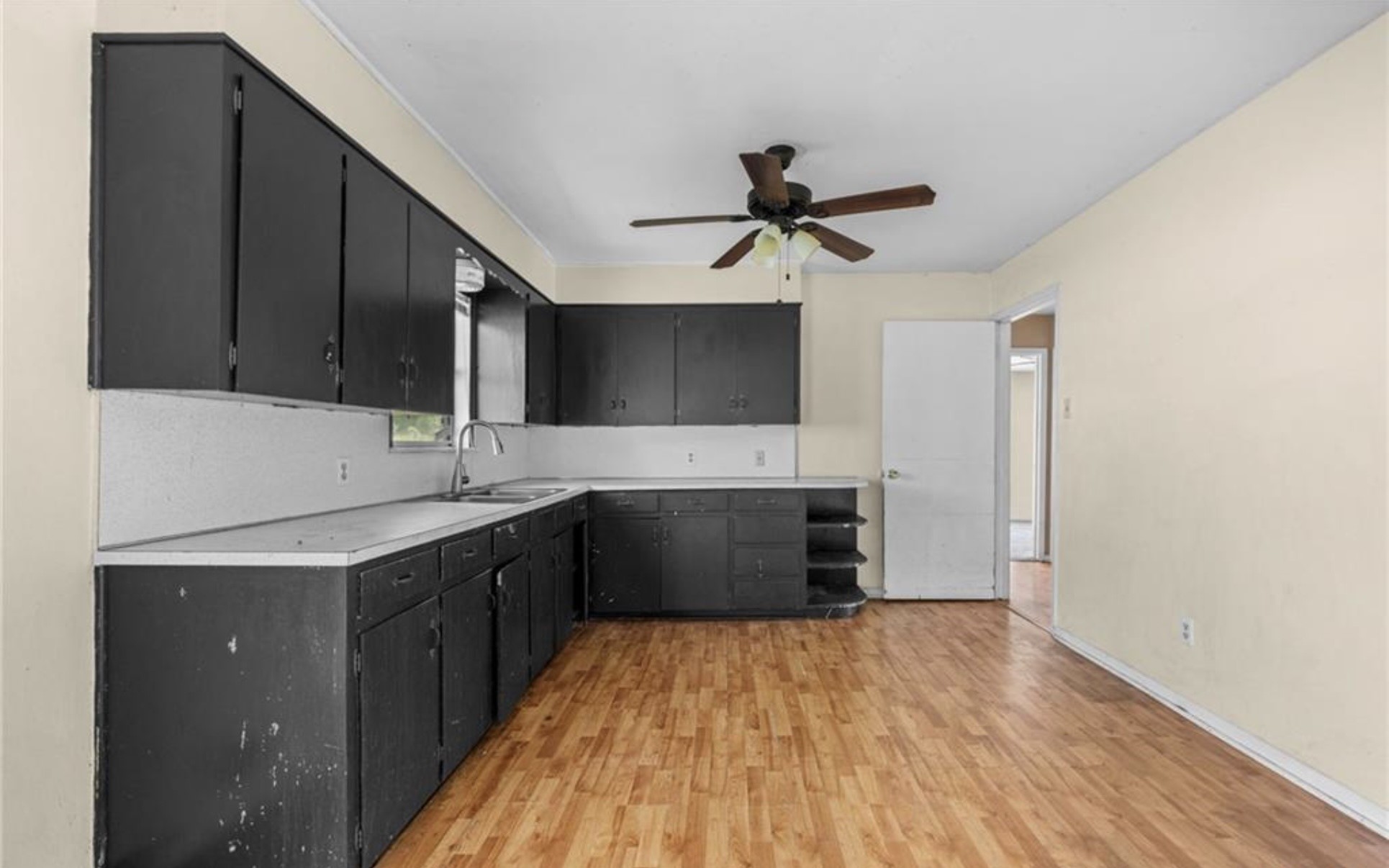 17 Ellis Avenue Troy TX 76579