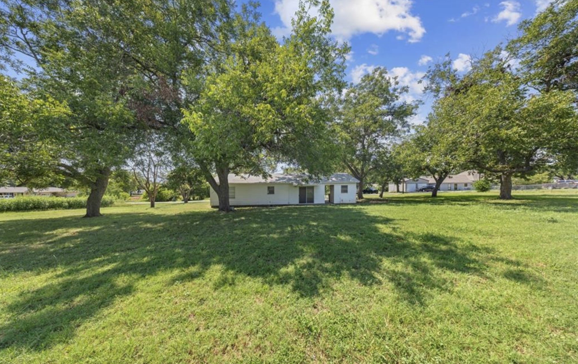 17 Ellis Avenue Troy TX 76579