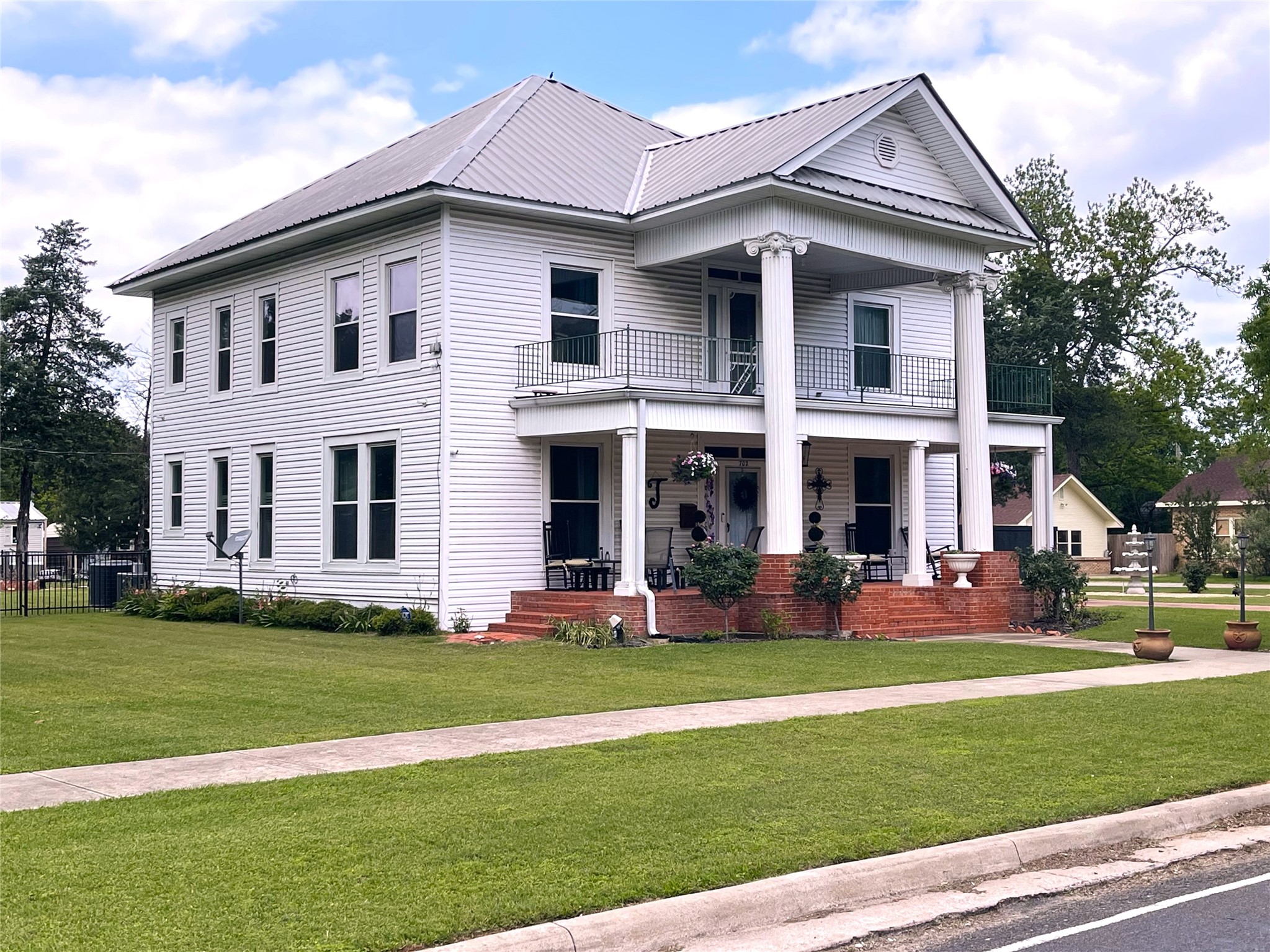 702 S 9th Avenue Teague TX 75860
