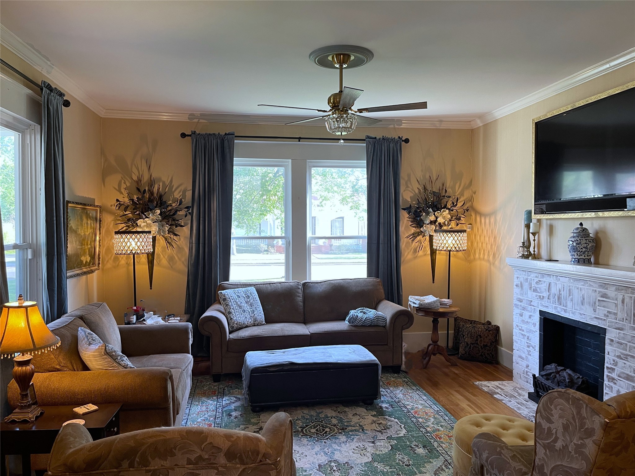 702 S 9th Avenue Teague TX 75860