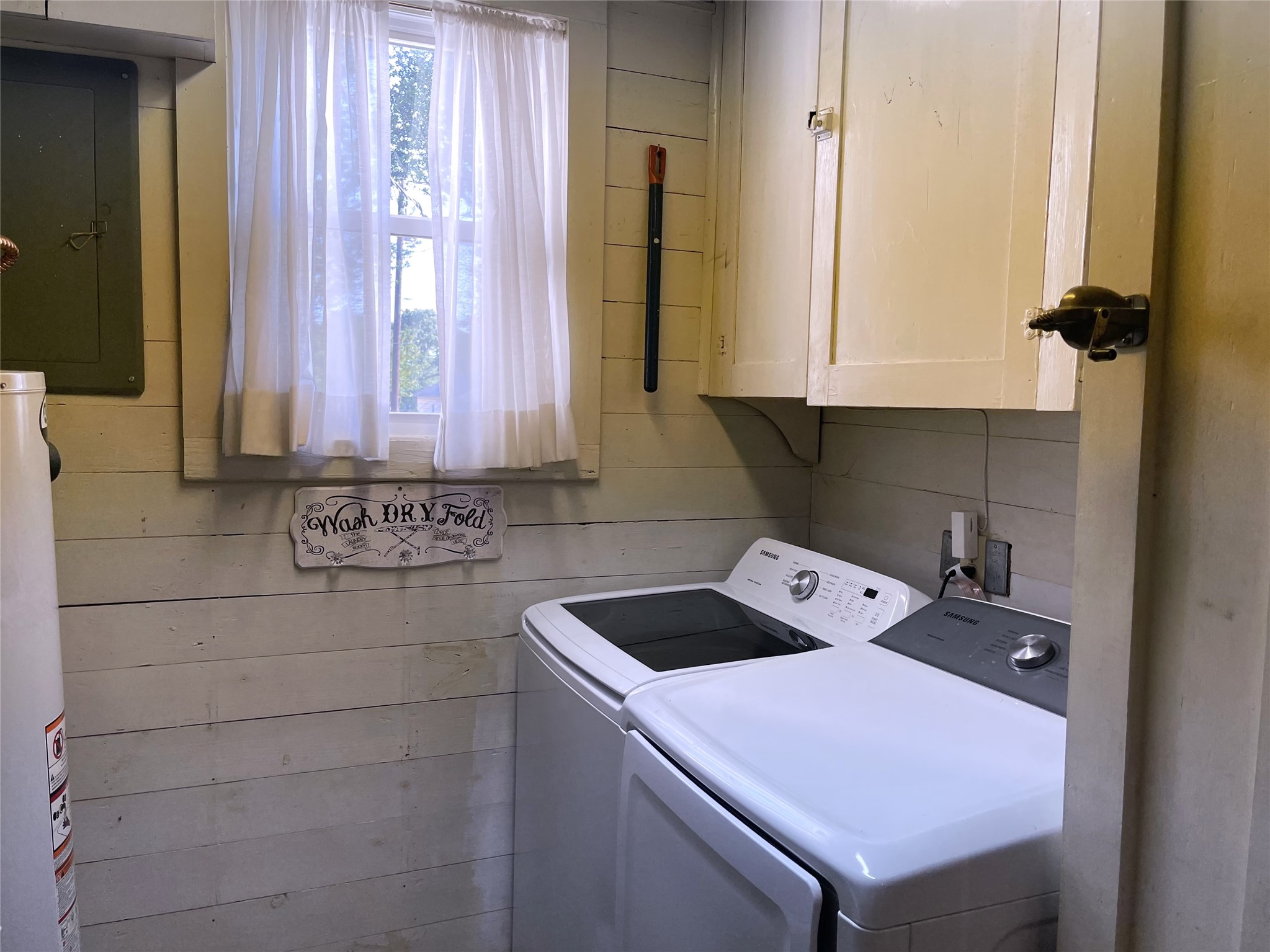 702 S 9th Avenue Teague TX 75860