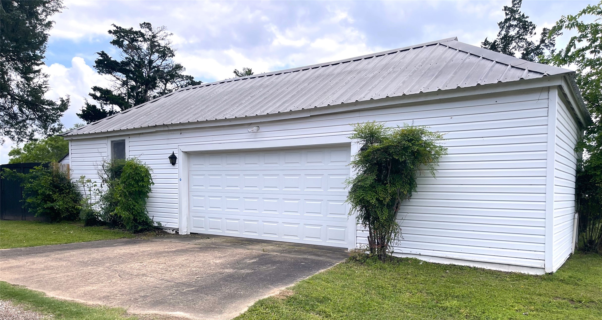 702 S 9th Avenue Teague TX 75860