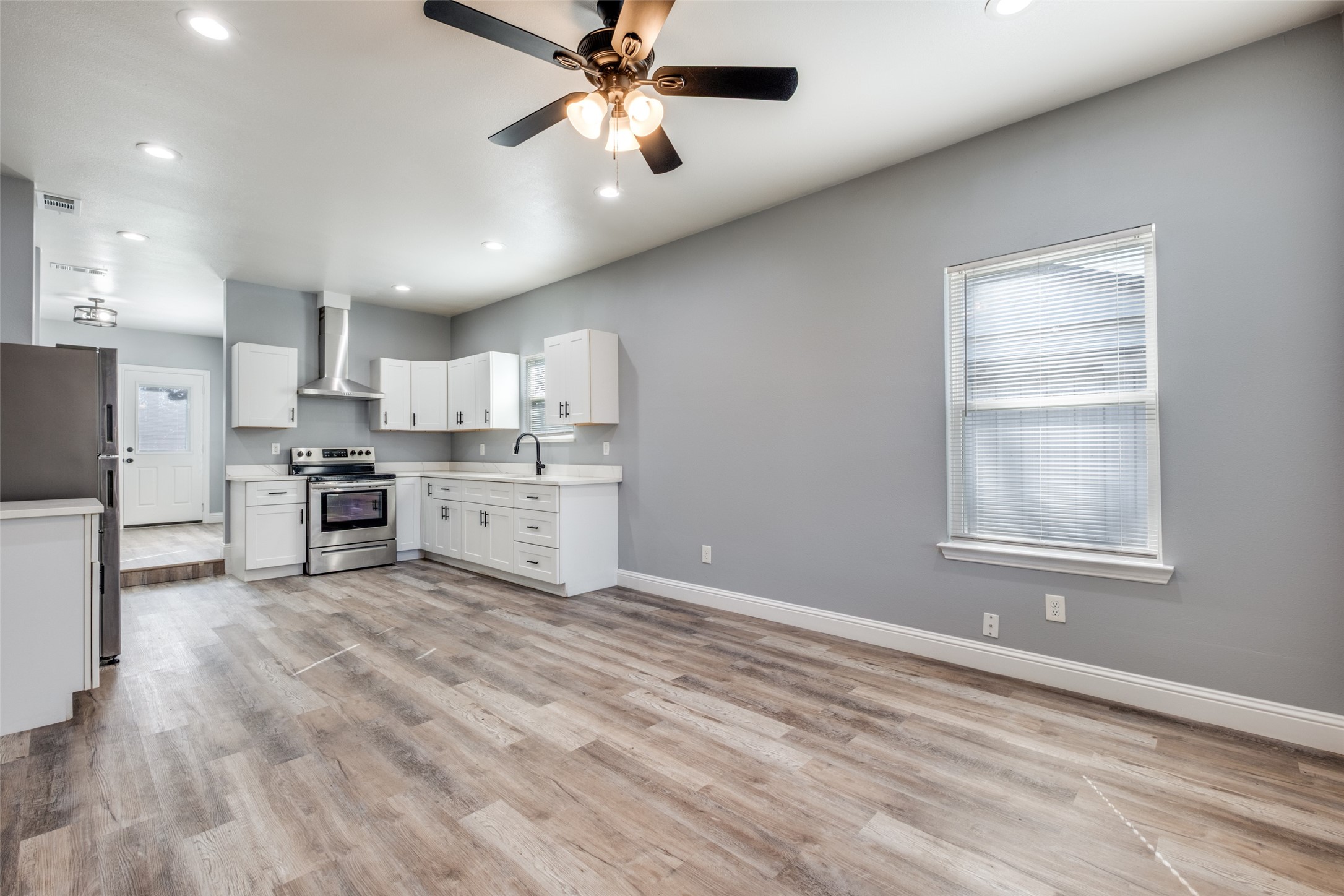 3622 Cauthorn Drive Dallas TX 75210