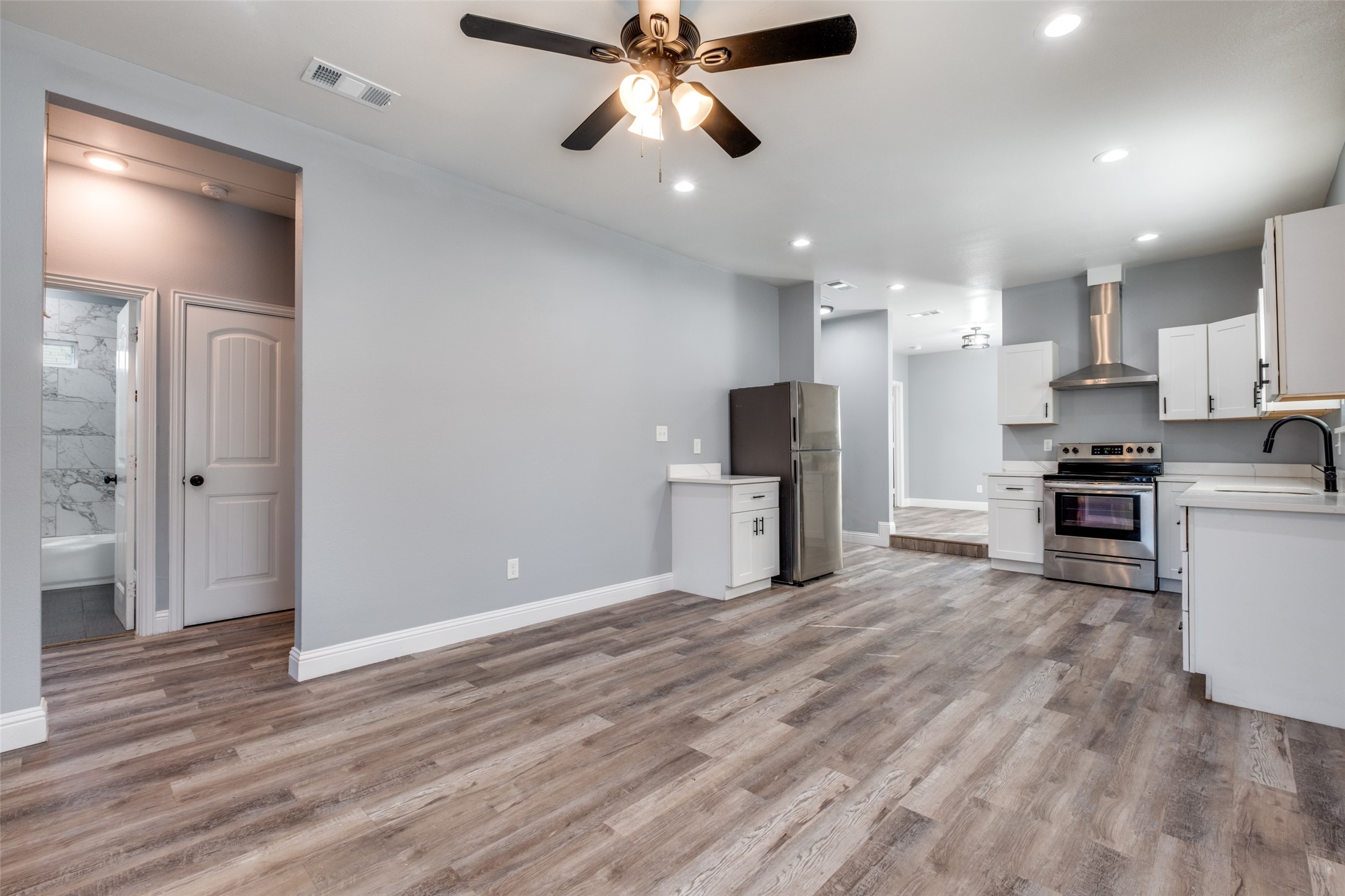 3622 Cauthorn Drive Dallas TX 75210