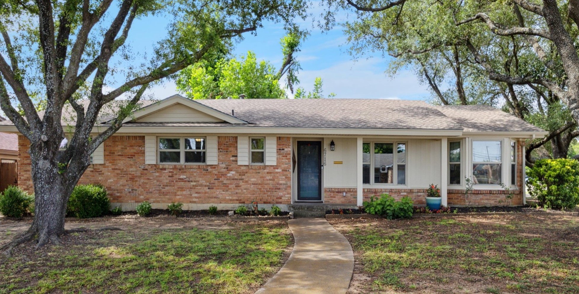 6716 Corona Drive North Richland Hills TX 76180