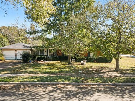9734 Mixon Drive Dallas TX 75220