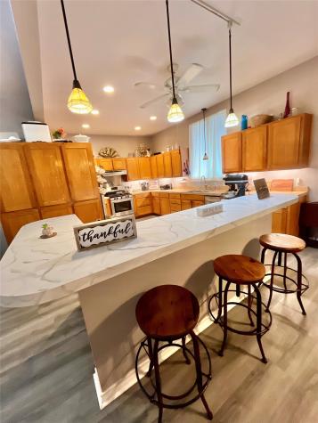 522 E Standifer Street Hamilton TX 76531