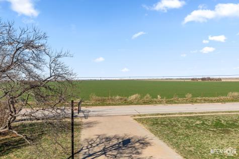 1206 E Sycamore Drive Burkburnett TX 76354
