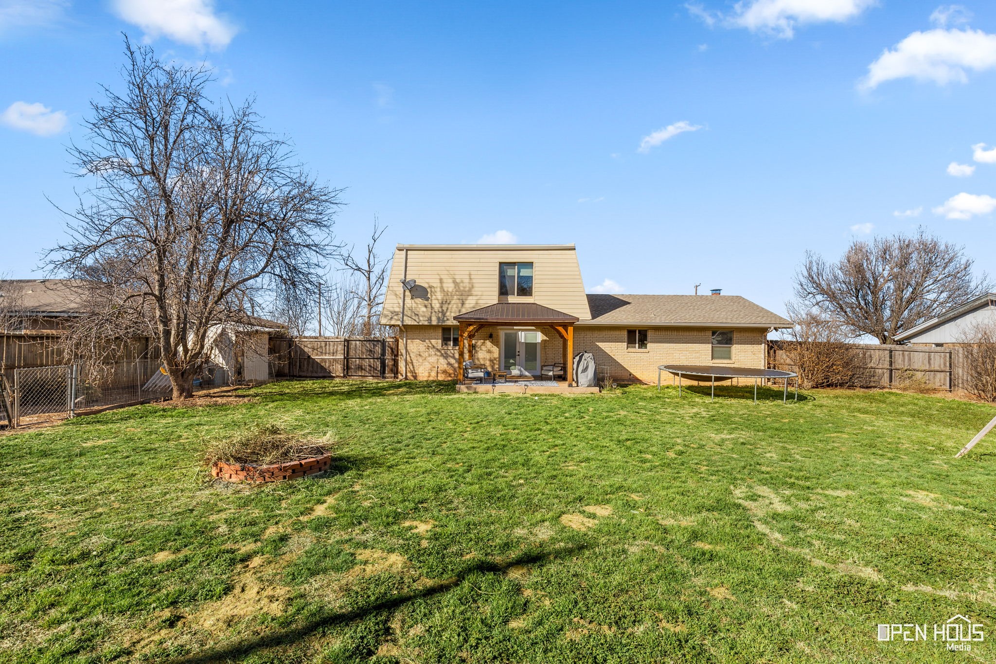 1206 E Sycamore Drive Burkburnett TX 76354