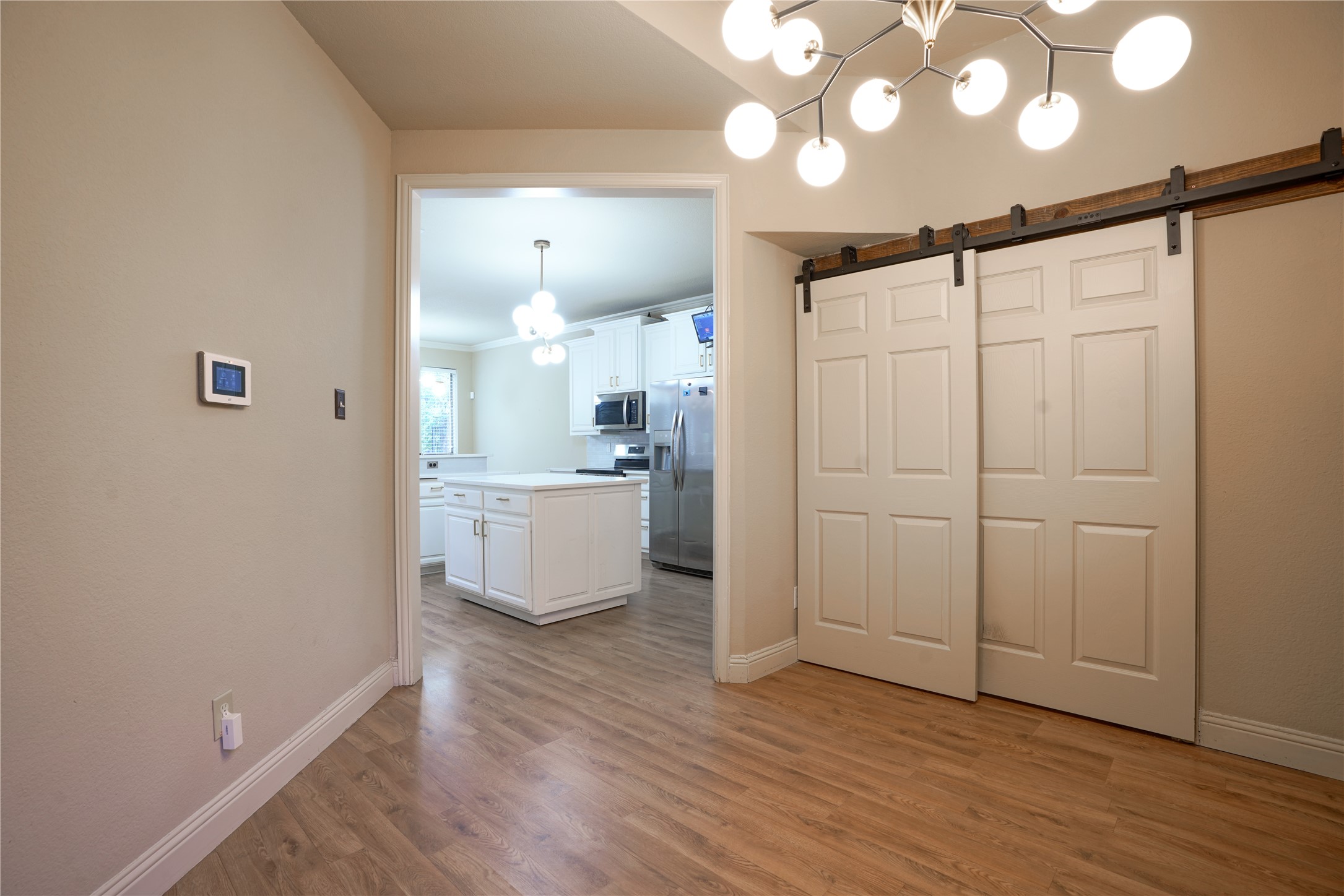 609 Trails End Court Hurst TX 76054