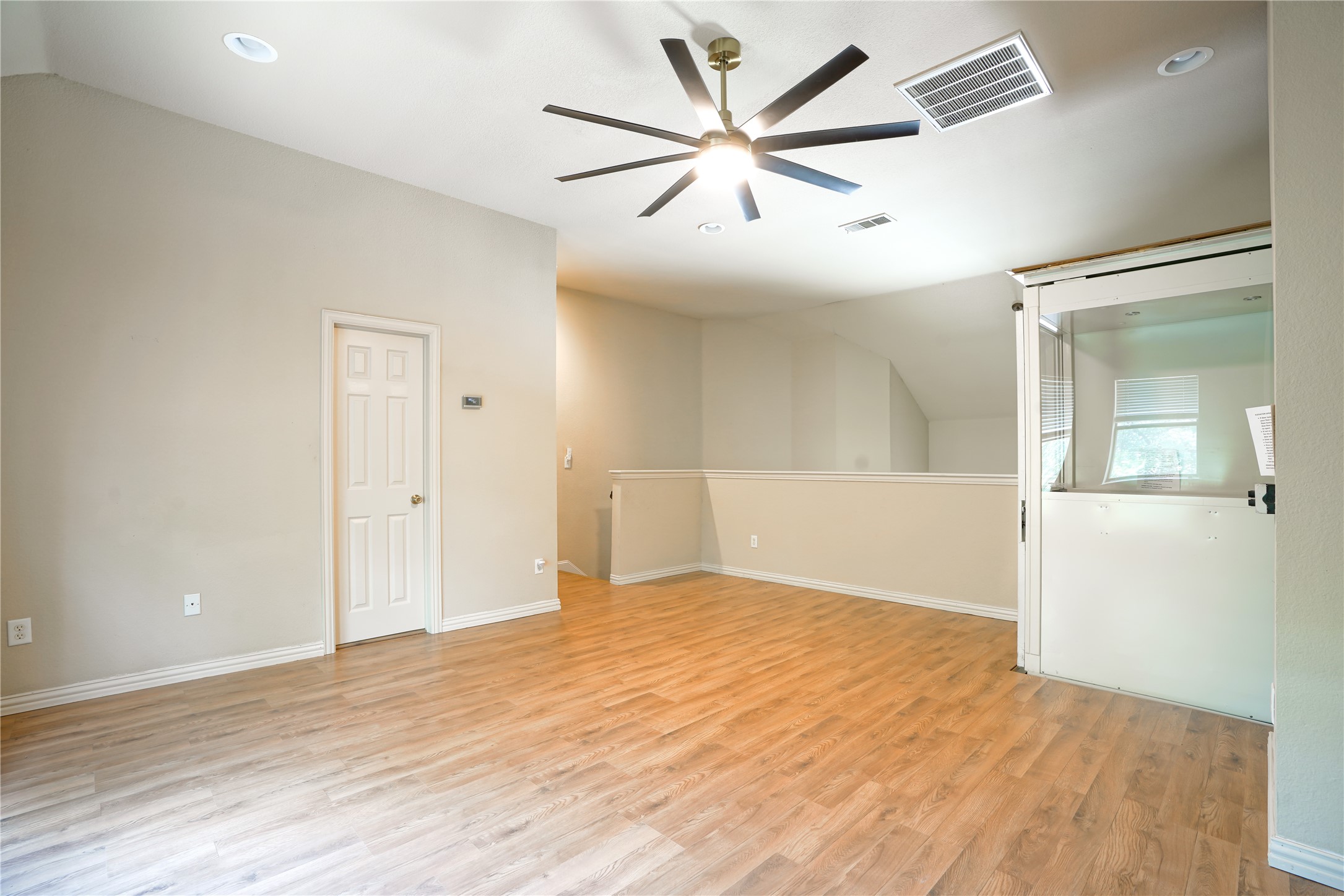 609 Trails End Court Hurst TX 76054