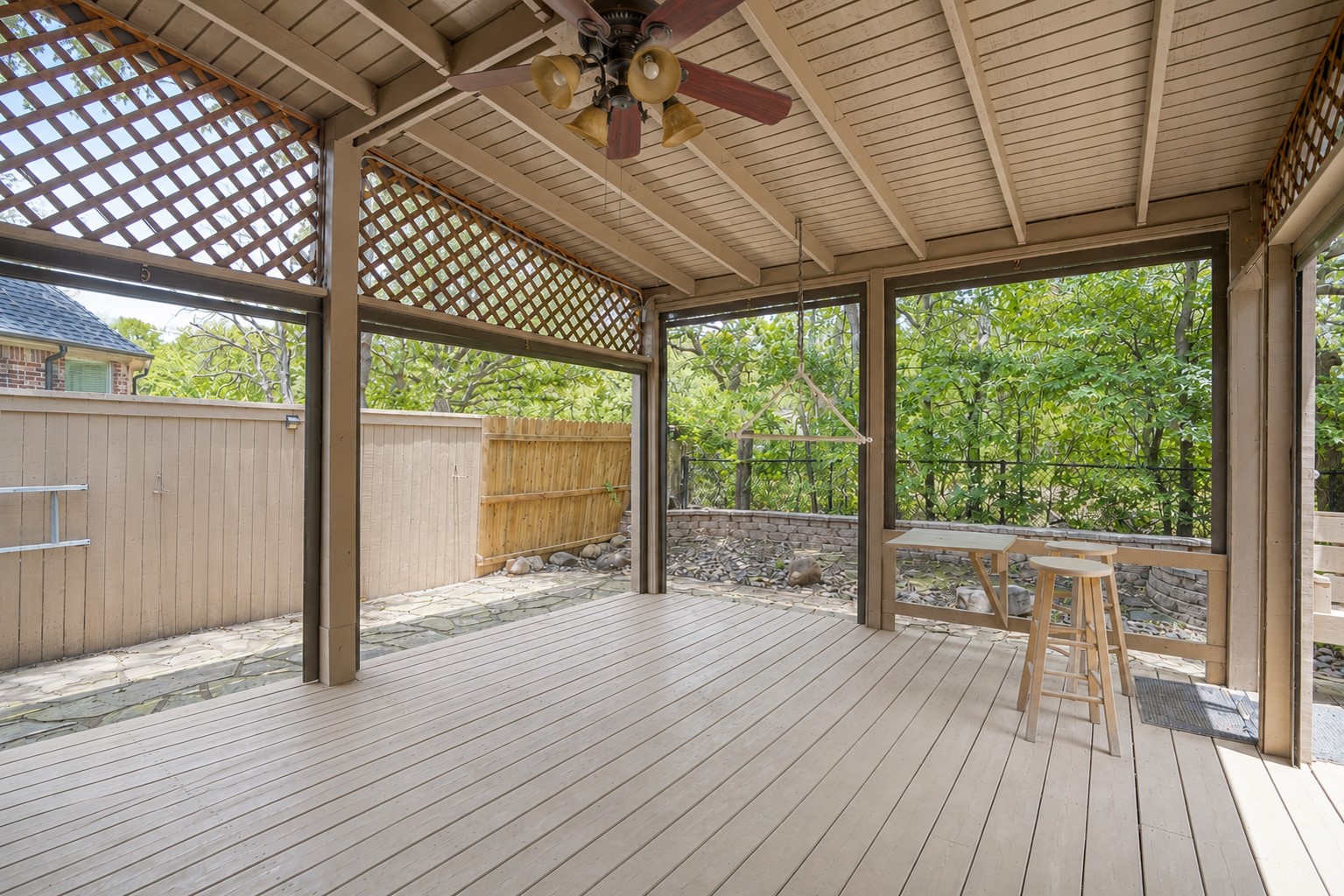 609 Trails End Court Hurst TX 76054