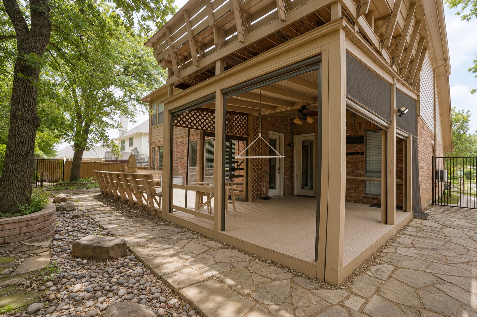 609 Trails End Court Hurst TX 76054