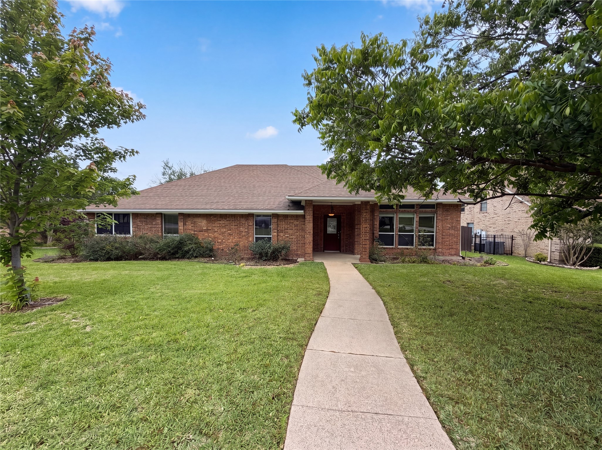 3434 Hightrail Lane Garland TX 75043