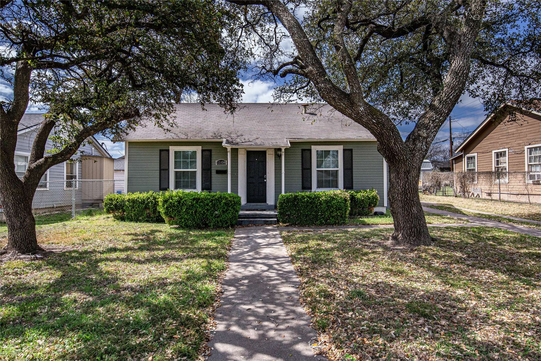 1108 N 28th Street Waco TX 76707