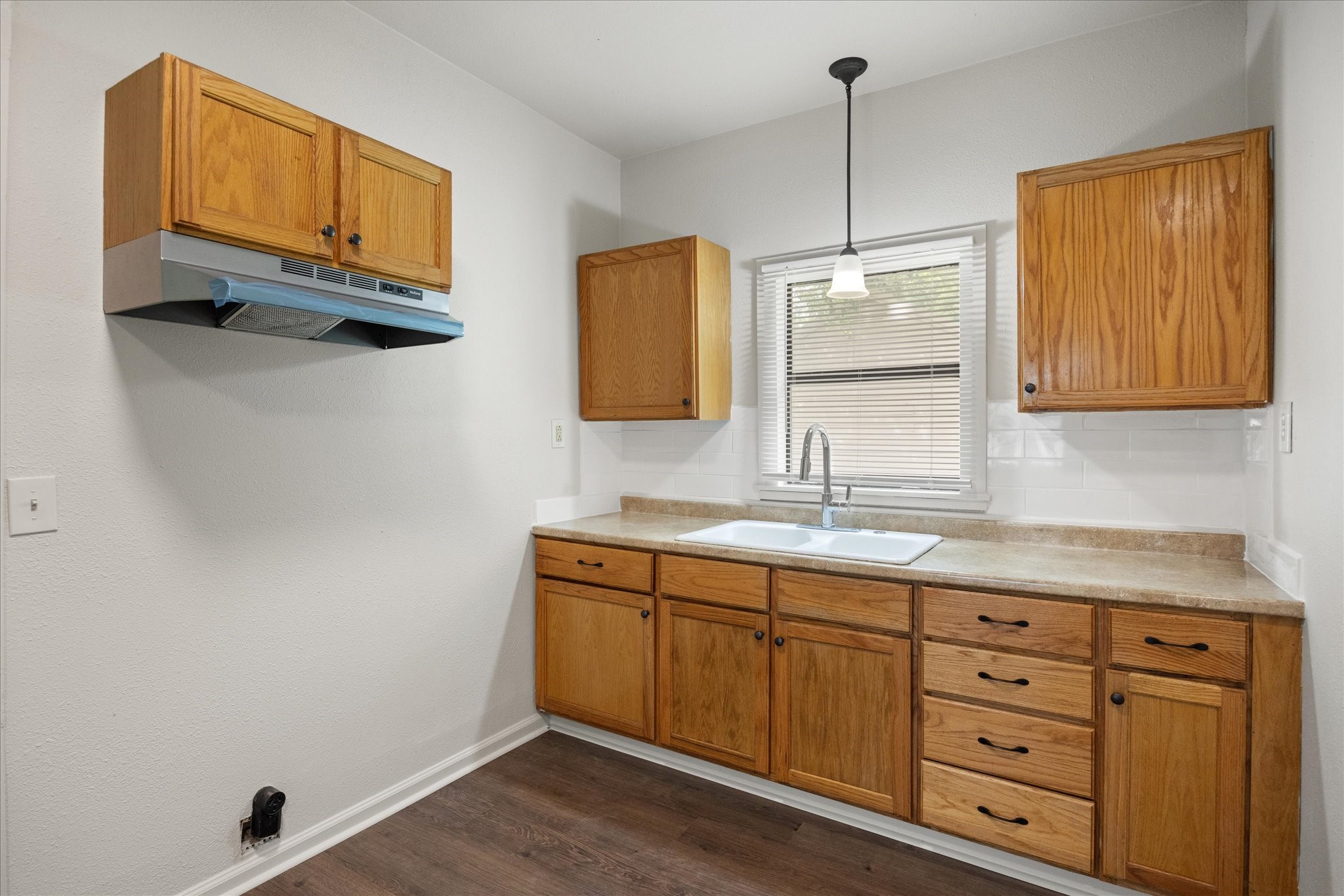 145 E Denmark Street Walnut Springs TX 76690