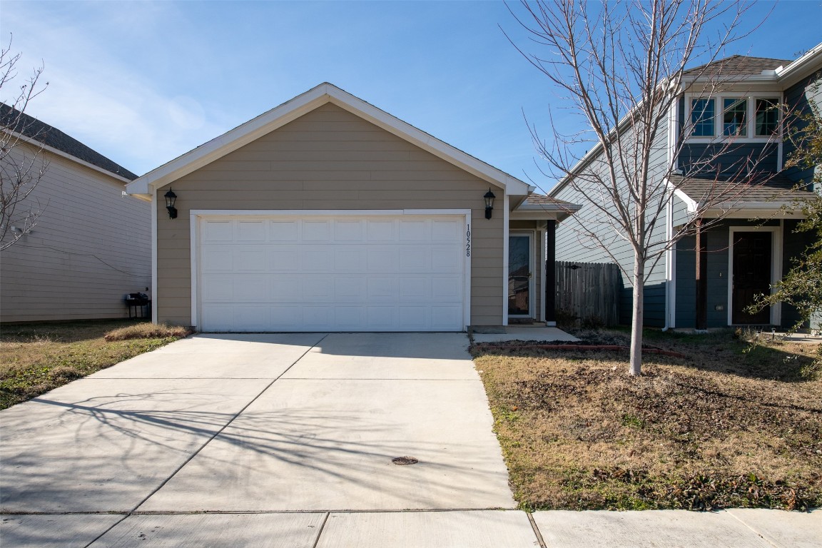 10528 Many Oaks Drive Fort Worth TX 76140