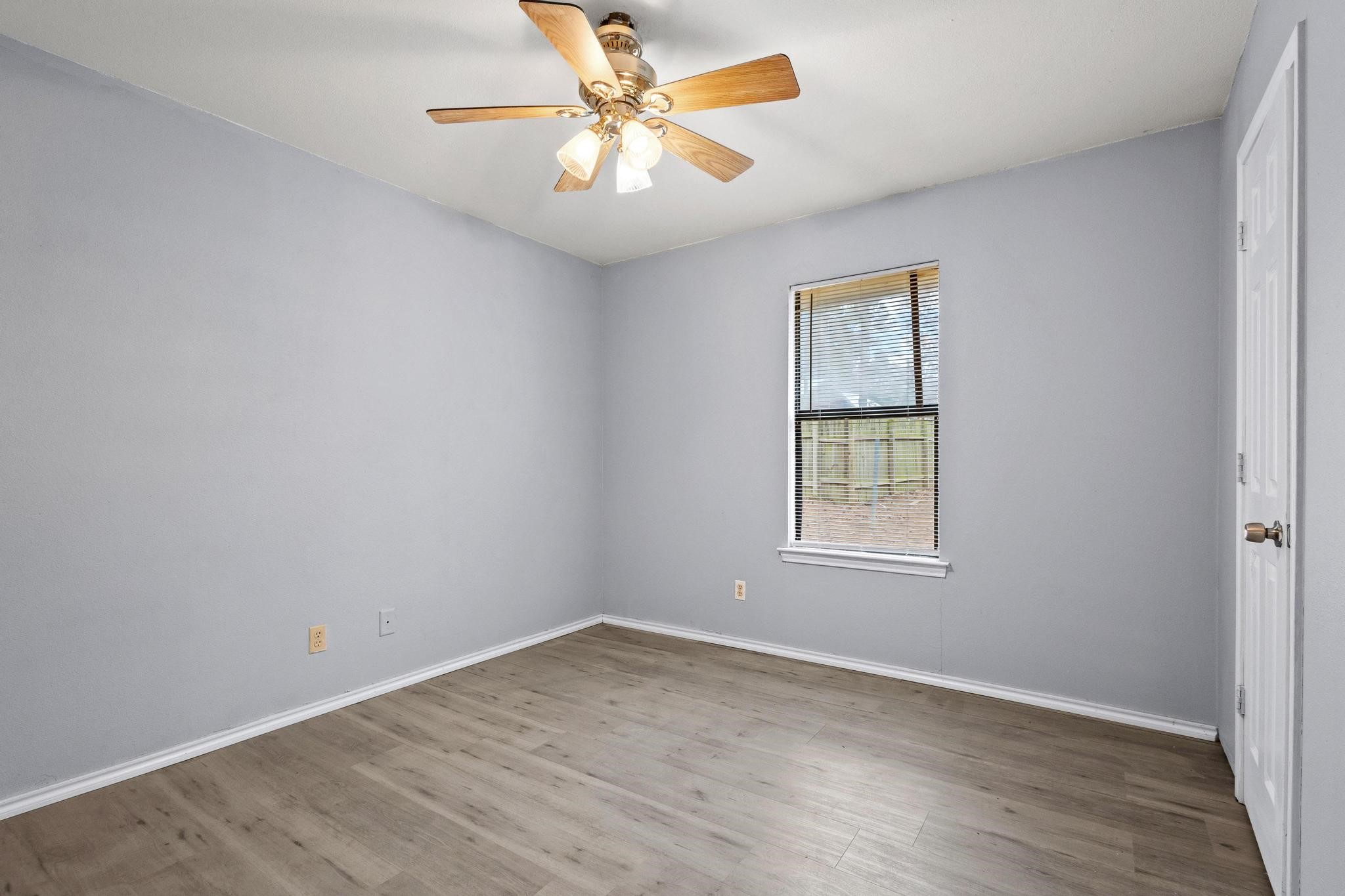 206 County Road 34980 Powderly TX 75473