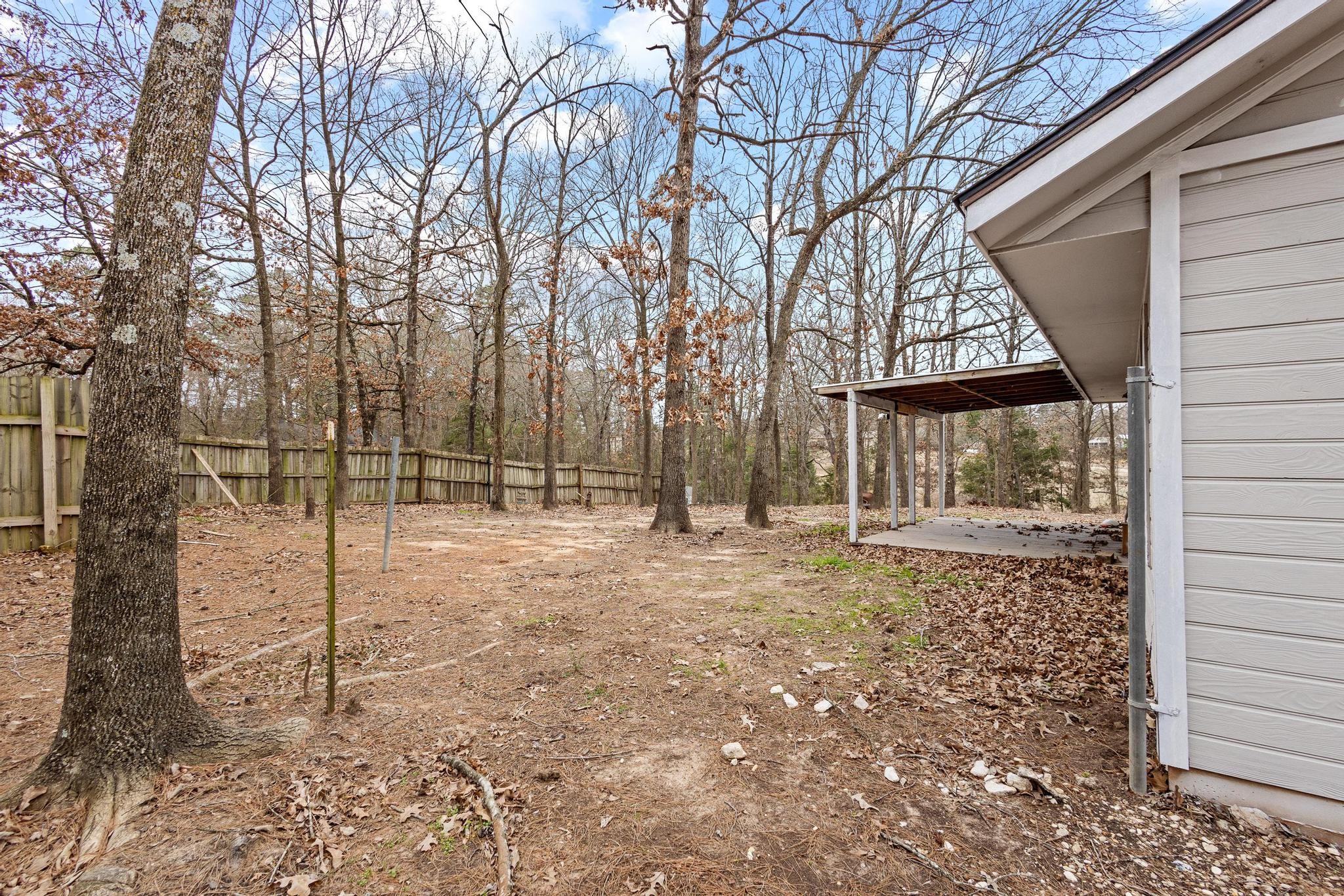 206 County Road 34980 Powderly TX 75473