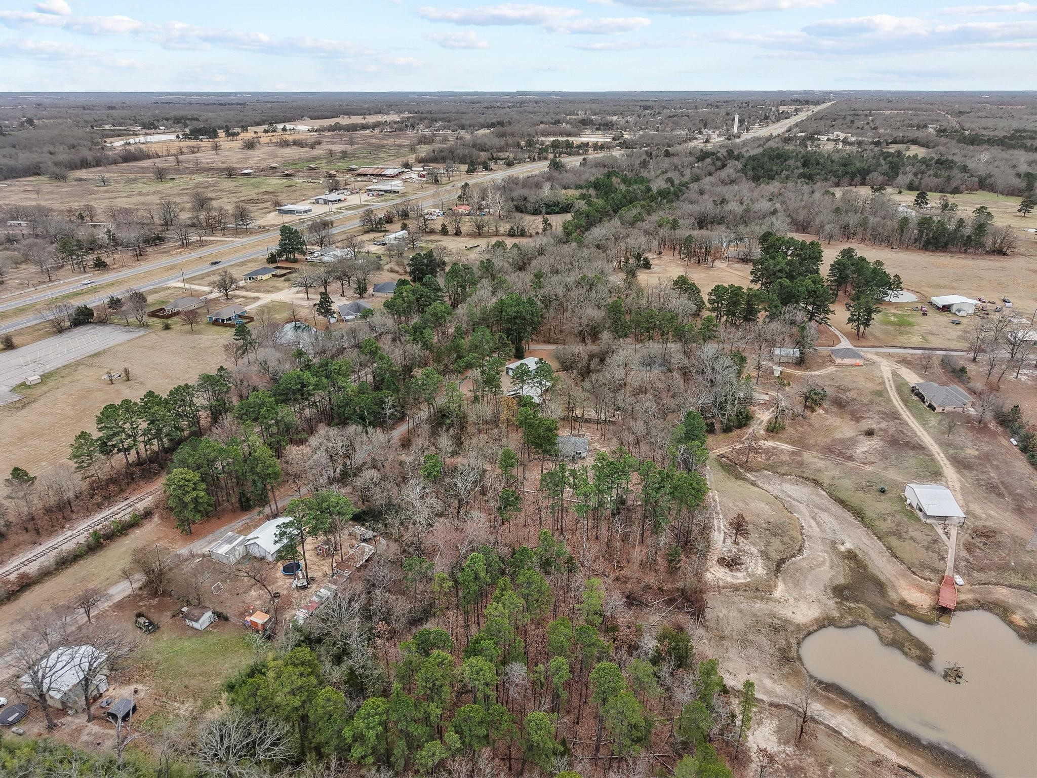 206 County Road 34980 Powderly TX 75473