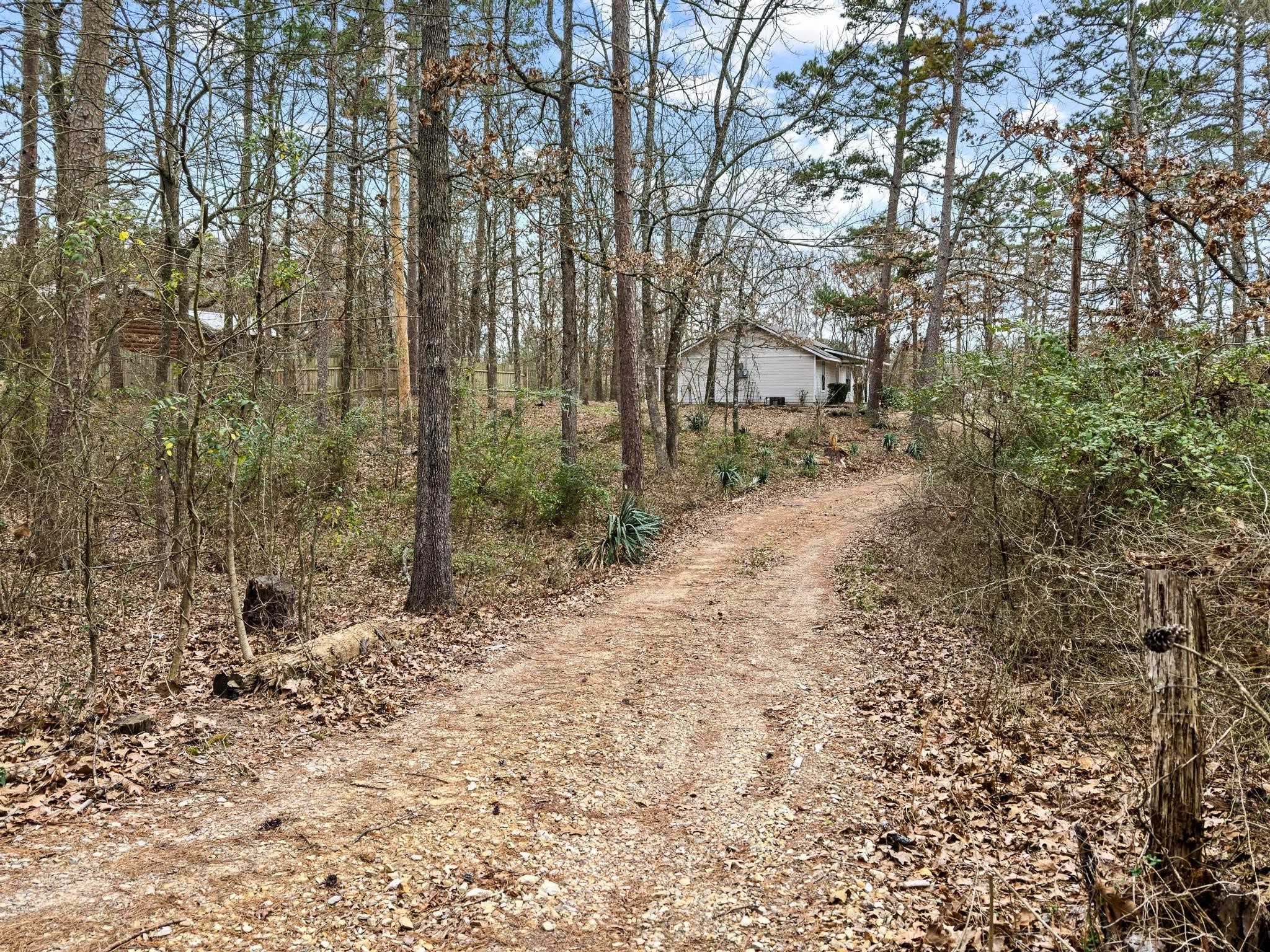 206 County Road 34980 Powderly TX 75473