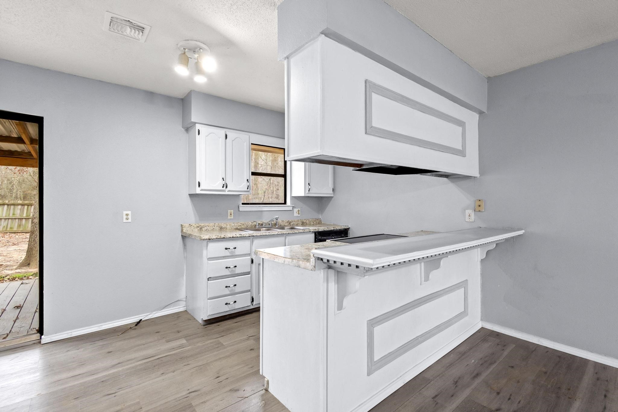 206 County Road 34980 Powderly TX 75473