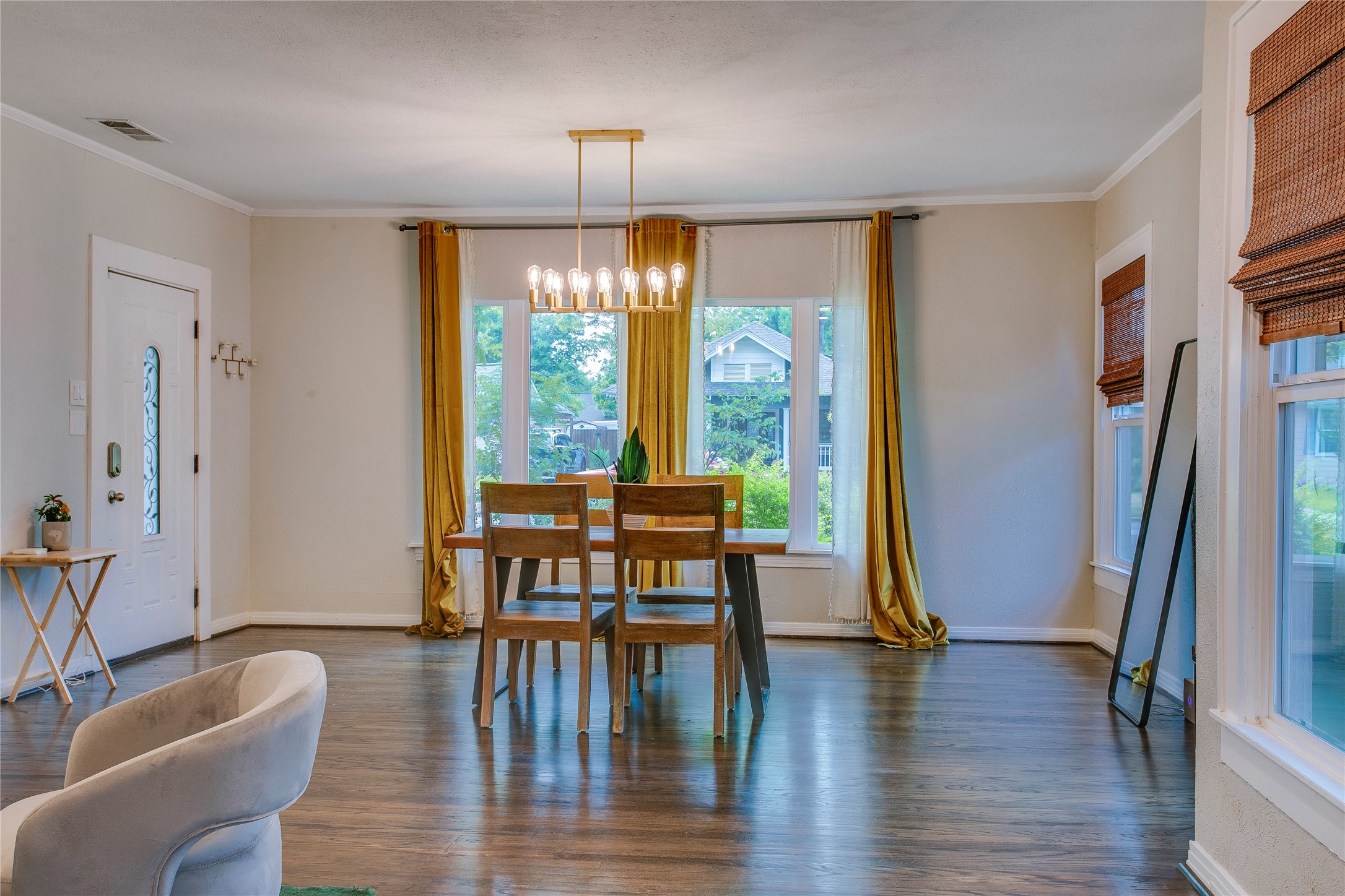 118 S Marlborough Avenue Dallas TX 75208