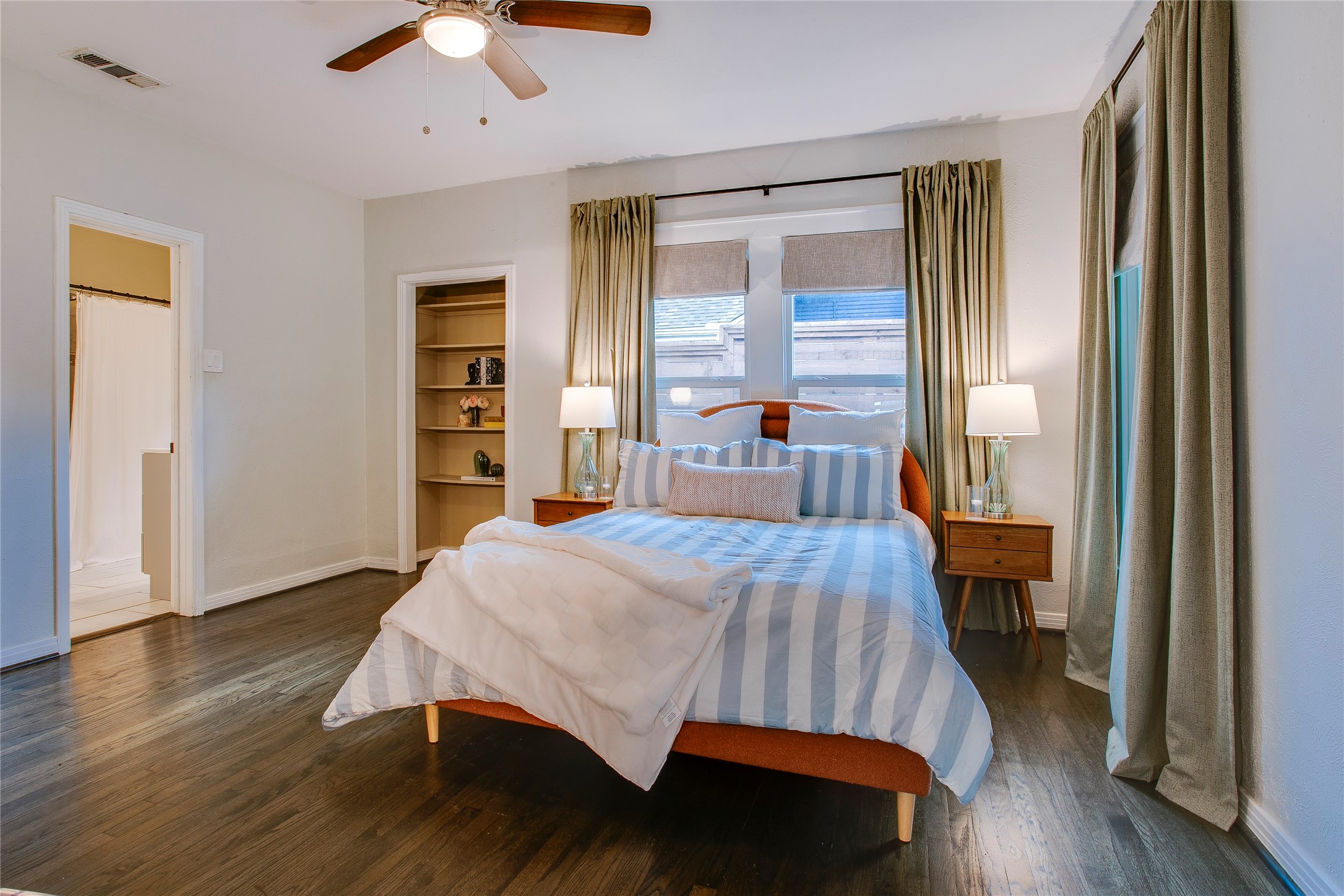118 S Marlborough Avenue Dallas TX 75208