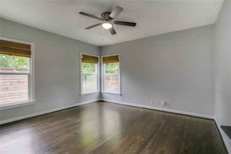 118 S Marlborough Avenue Dallas TX 75208