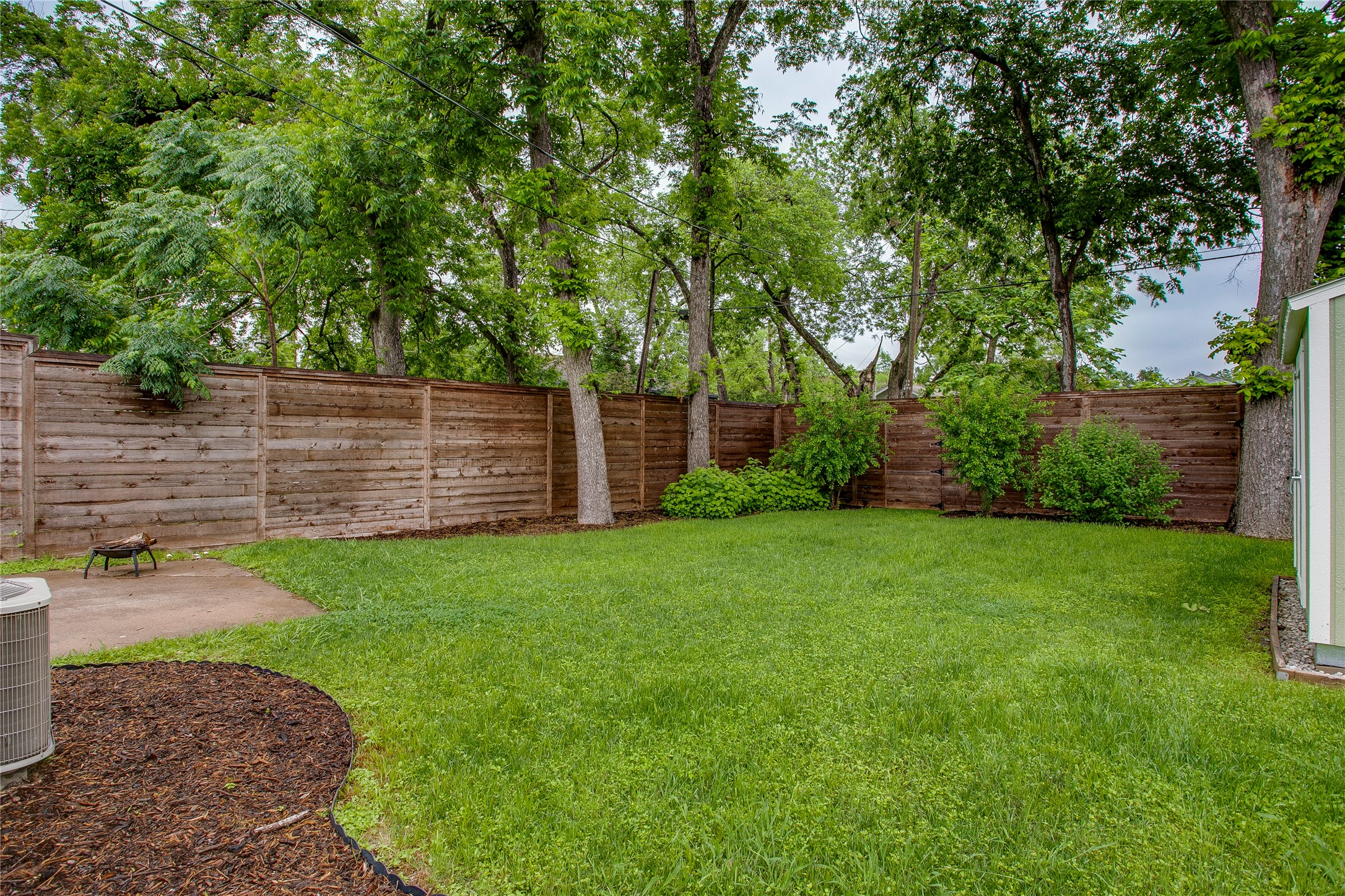 118 S Marlborough Avenue Dallas TX 75208