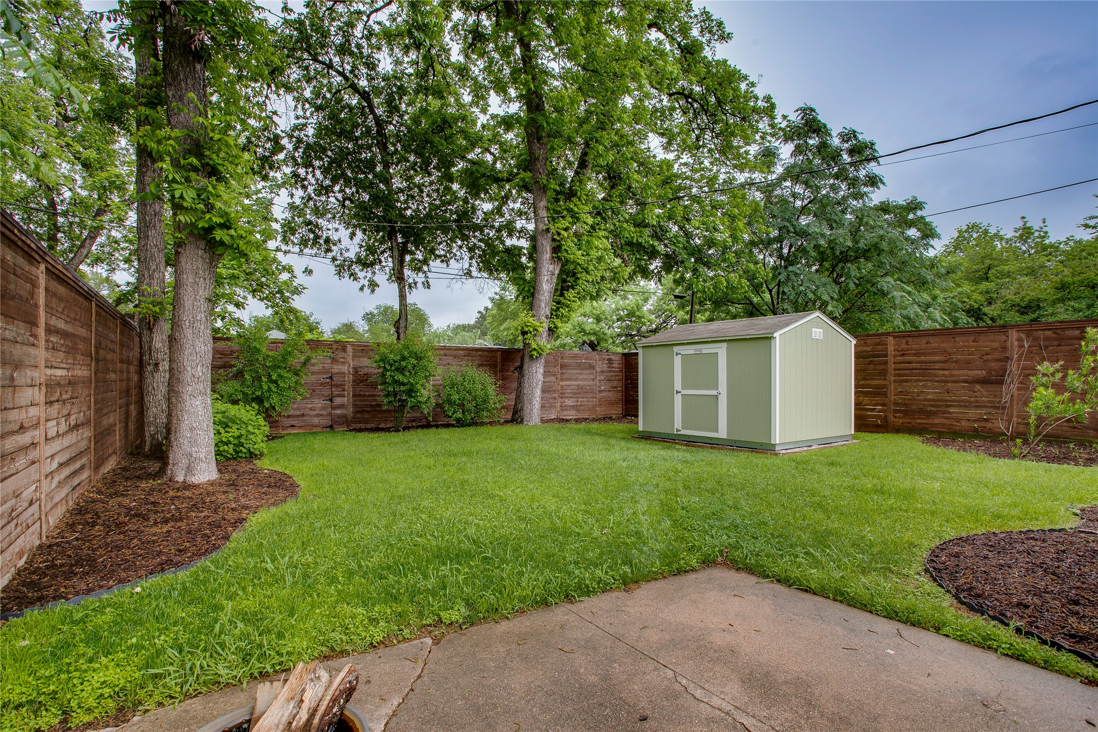 118 S Marlborough Avenue Dallas TX 75208