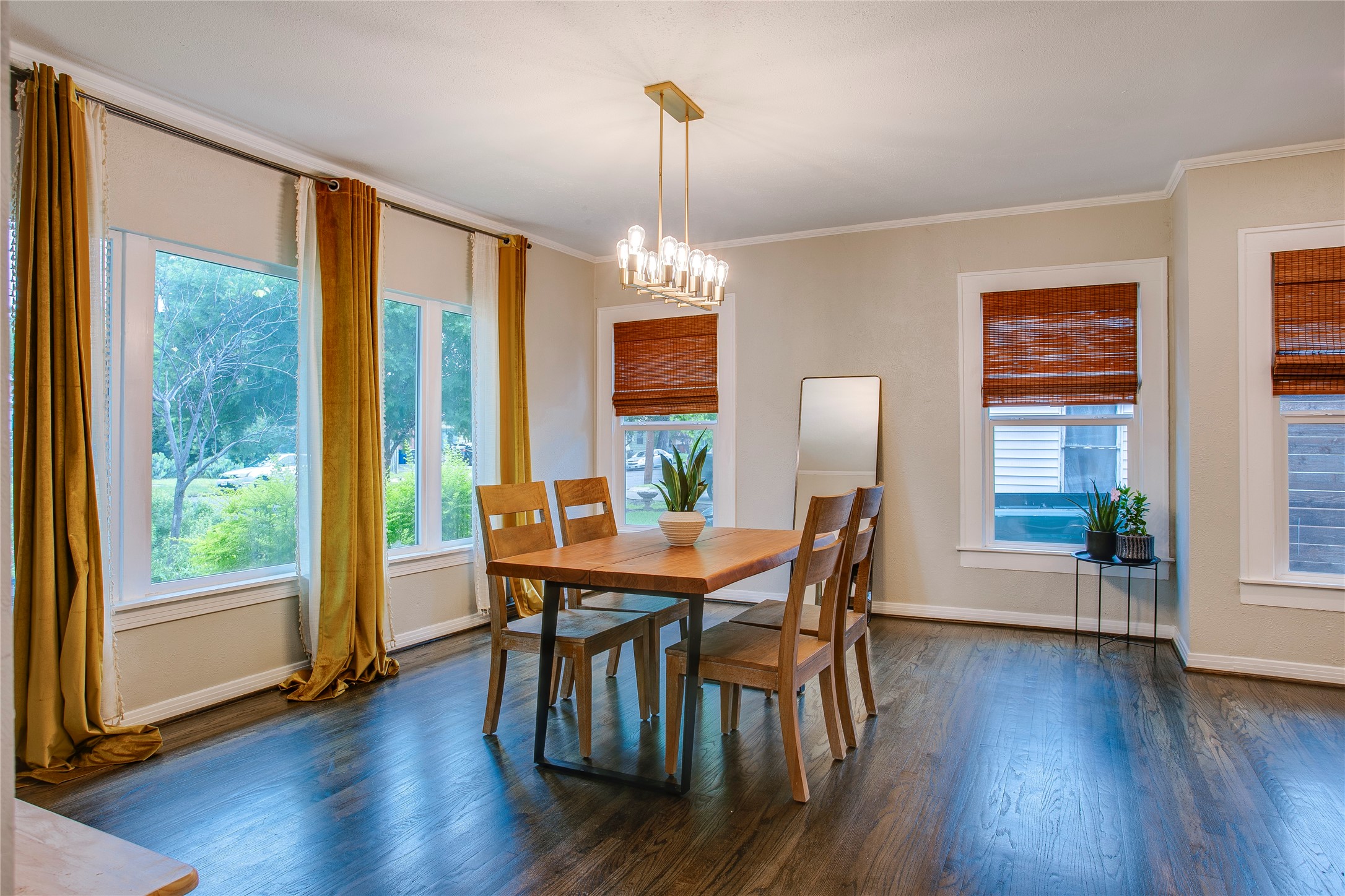 118 S Marlborough Avenue Dallas TX 75208