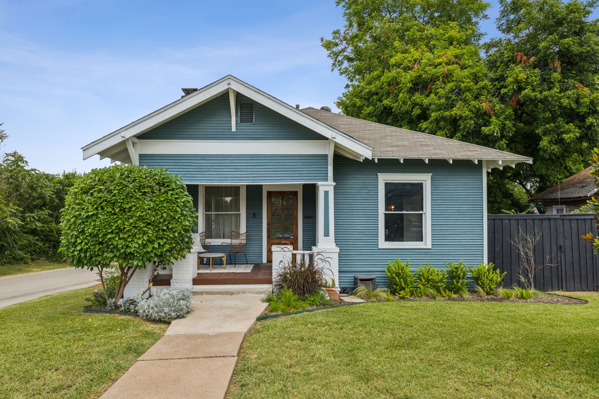 1802 Seevers Avenue Dallas TX 75216