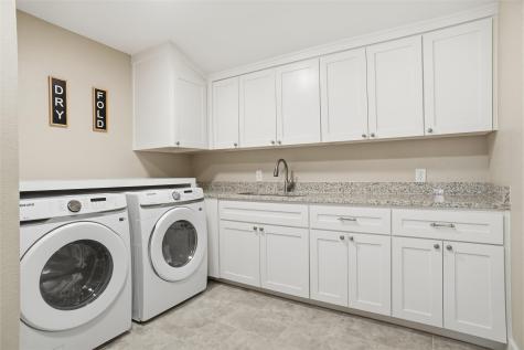 1719 Anaconda Trail Granbury TX 76048