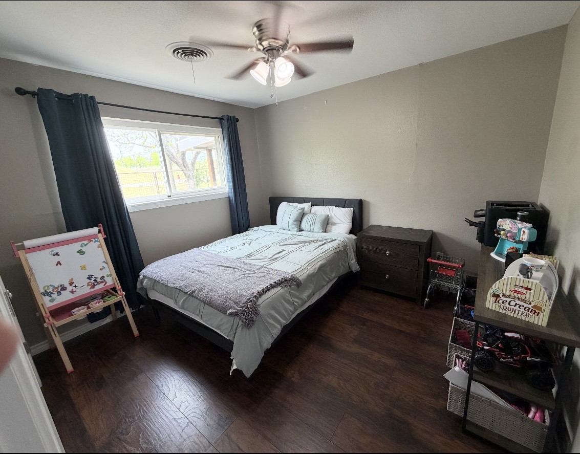 313 Sunset Drive Comanche TX 76442