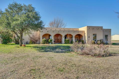 5910 Saddle Court Justin TX 76247