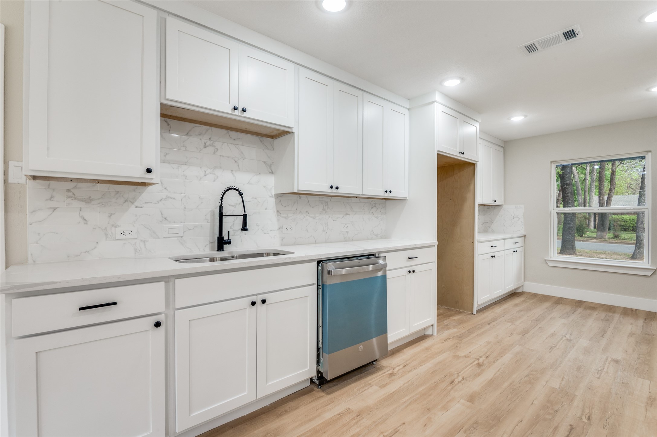 6016 Jacqueline Road Fort Worth TX 76112