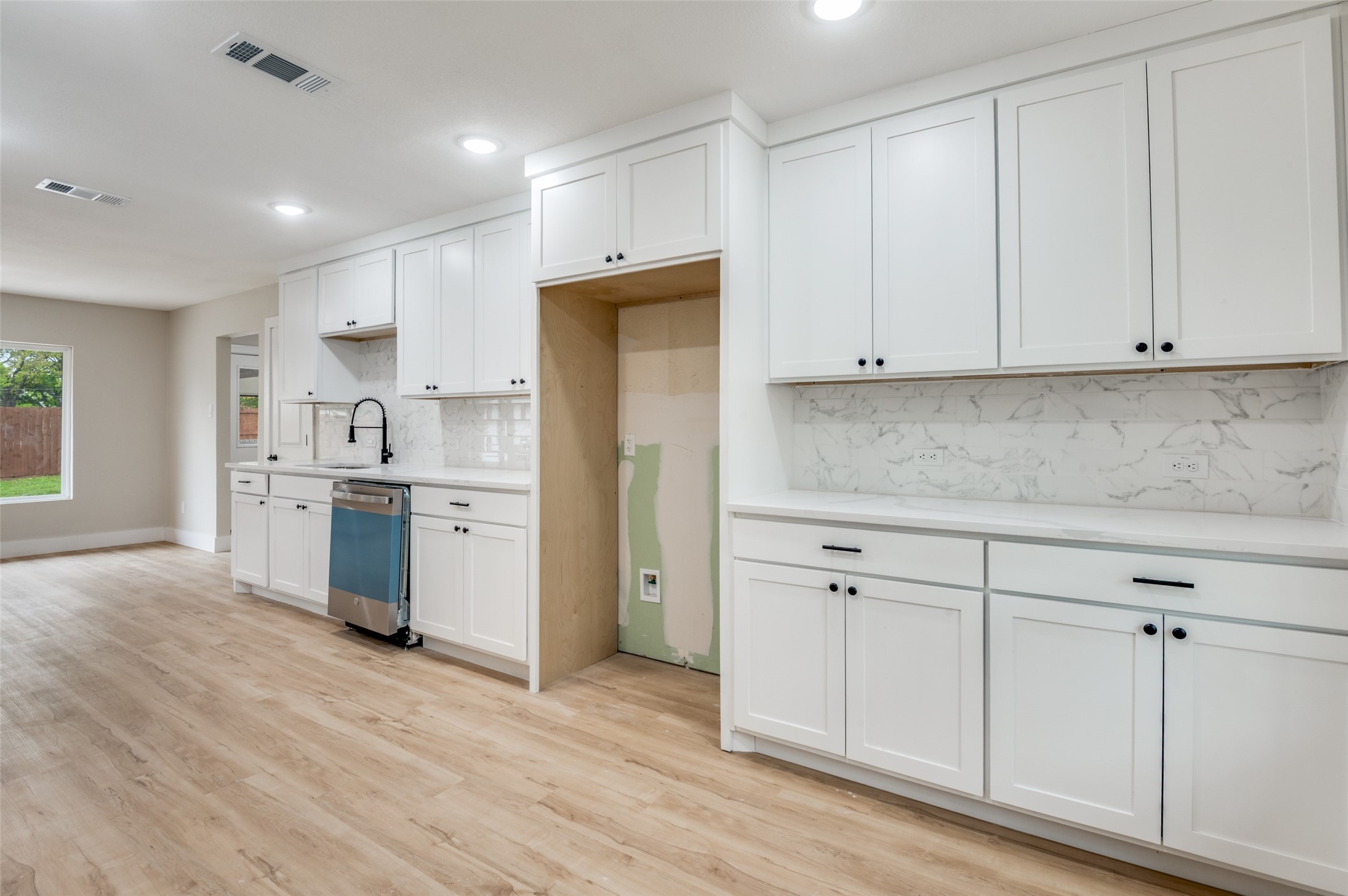 6016 Jacqueline Road Fort Worth TX 76112