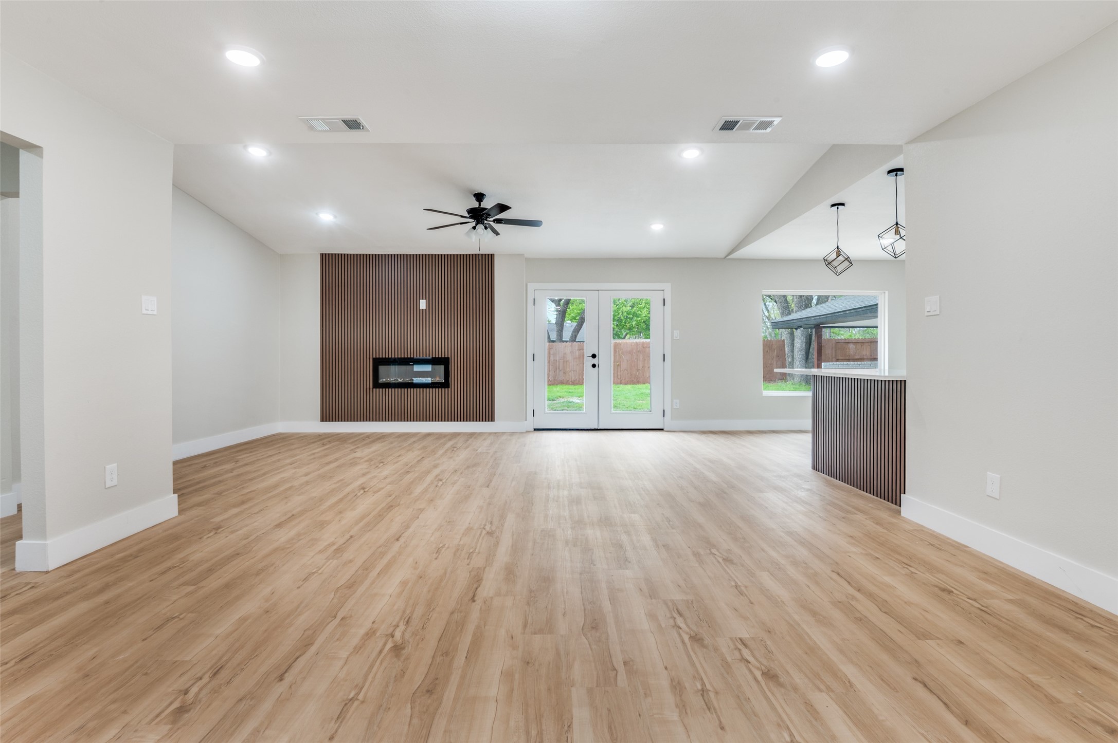 6016 Jacqueline Road Fort Worth TX 76112