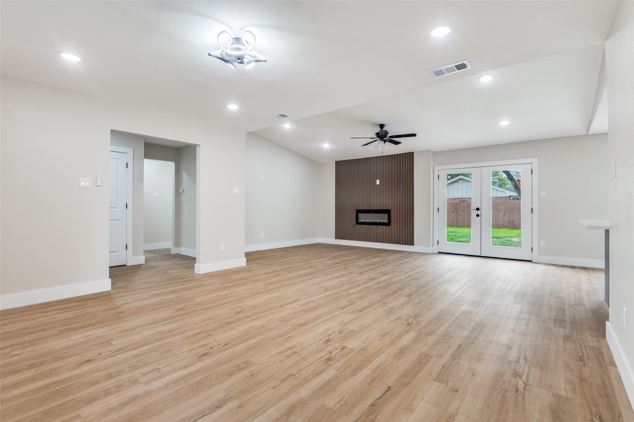 6016 Jacqueline Road Fort Worth TX 76112