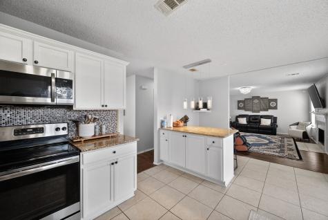 1318 Gilday Drive Arlington TX 76002