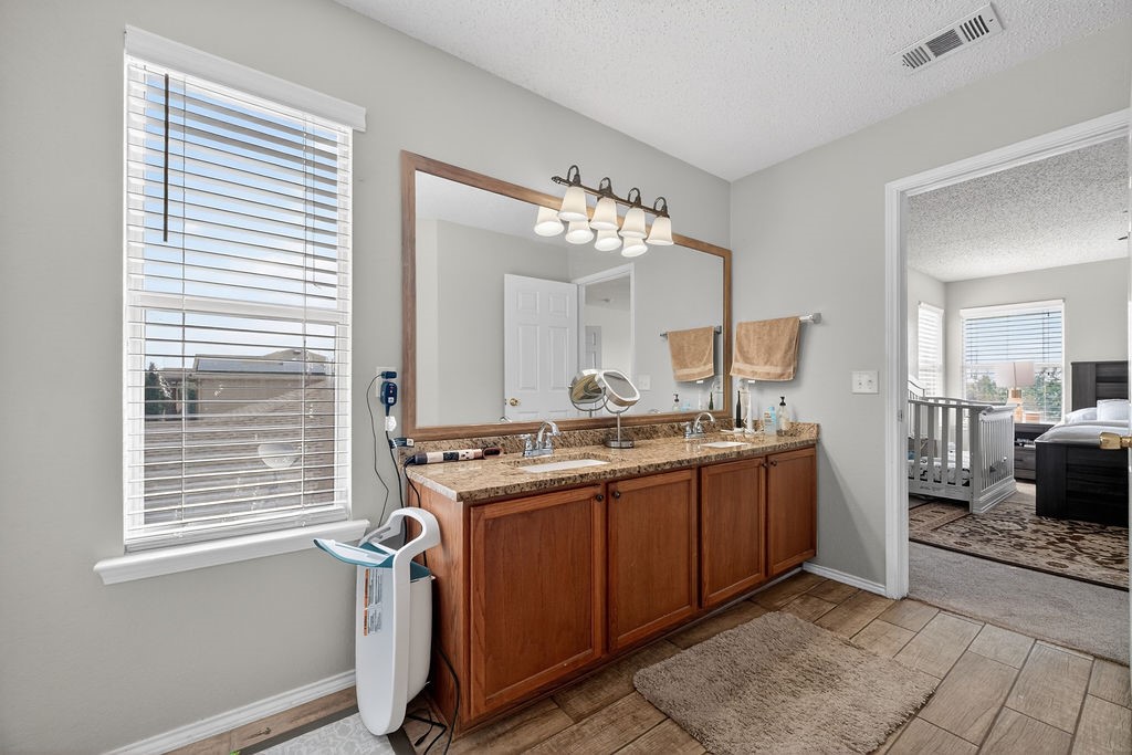 1318 Gilday Drive Arlington TX 76002
