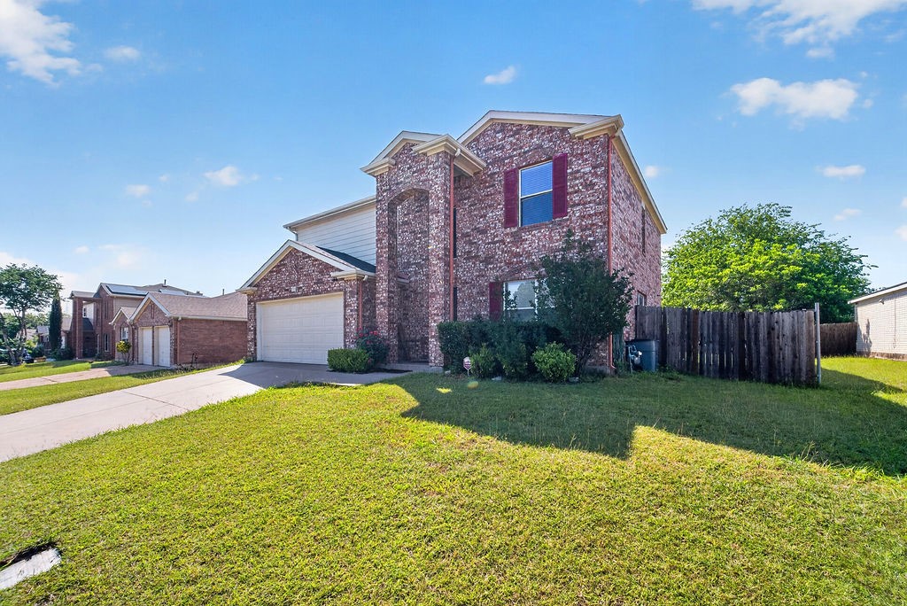 1318 Gilday Drive Arlington TX 76002