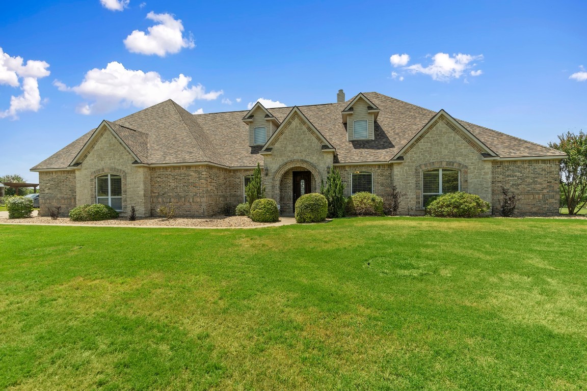 135 Whispering Winds Drive Gunter TX 75058