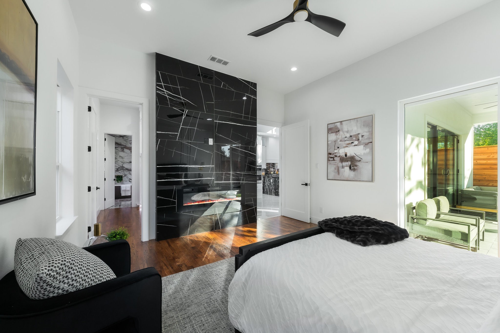 3351 Sylvan Avenue Dallas TX 75212