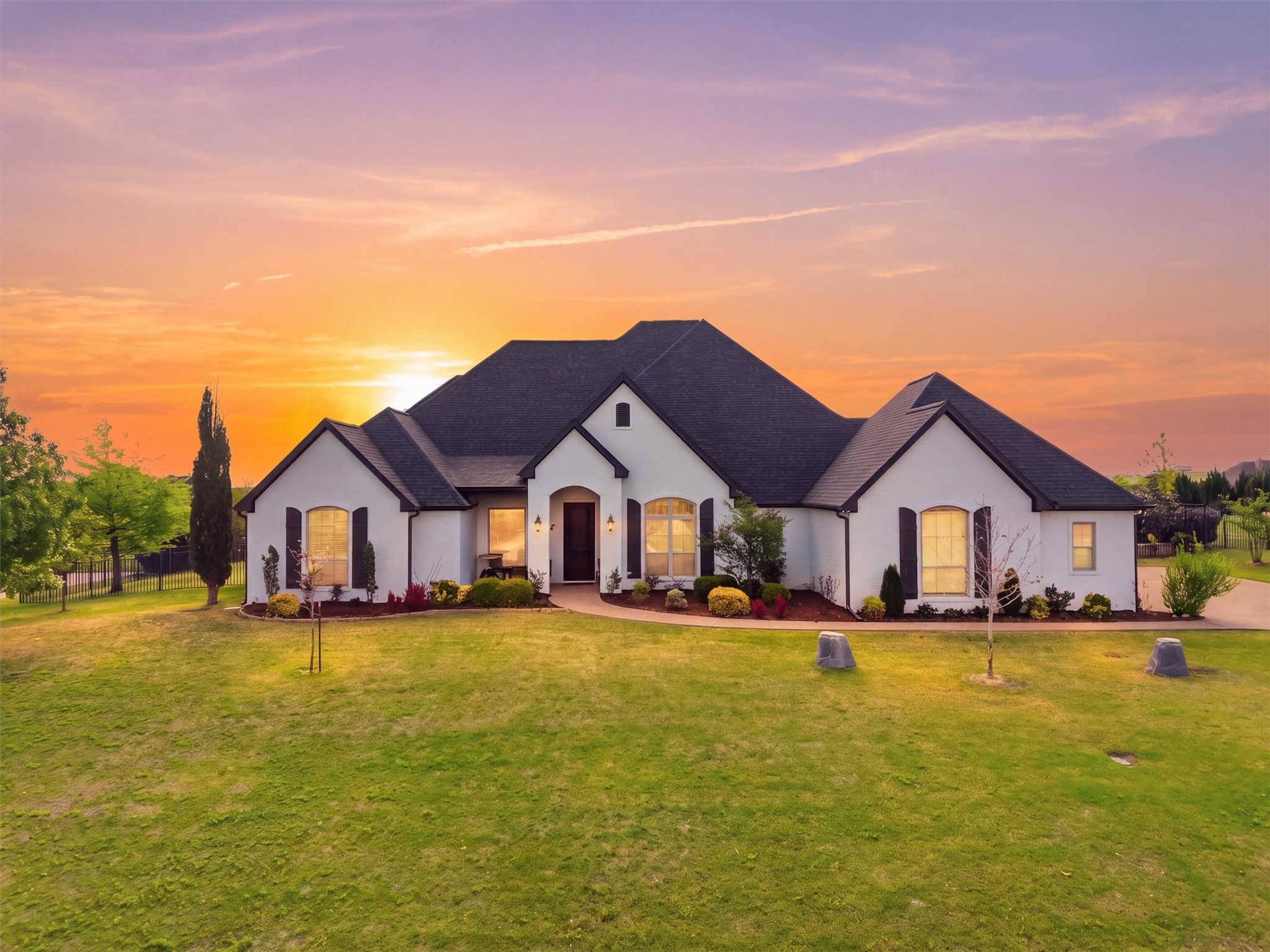 161 Creek Wood Drive Aledo TX 76008