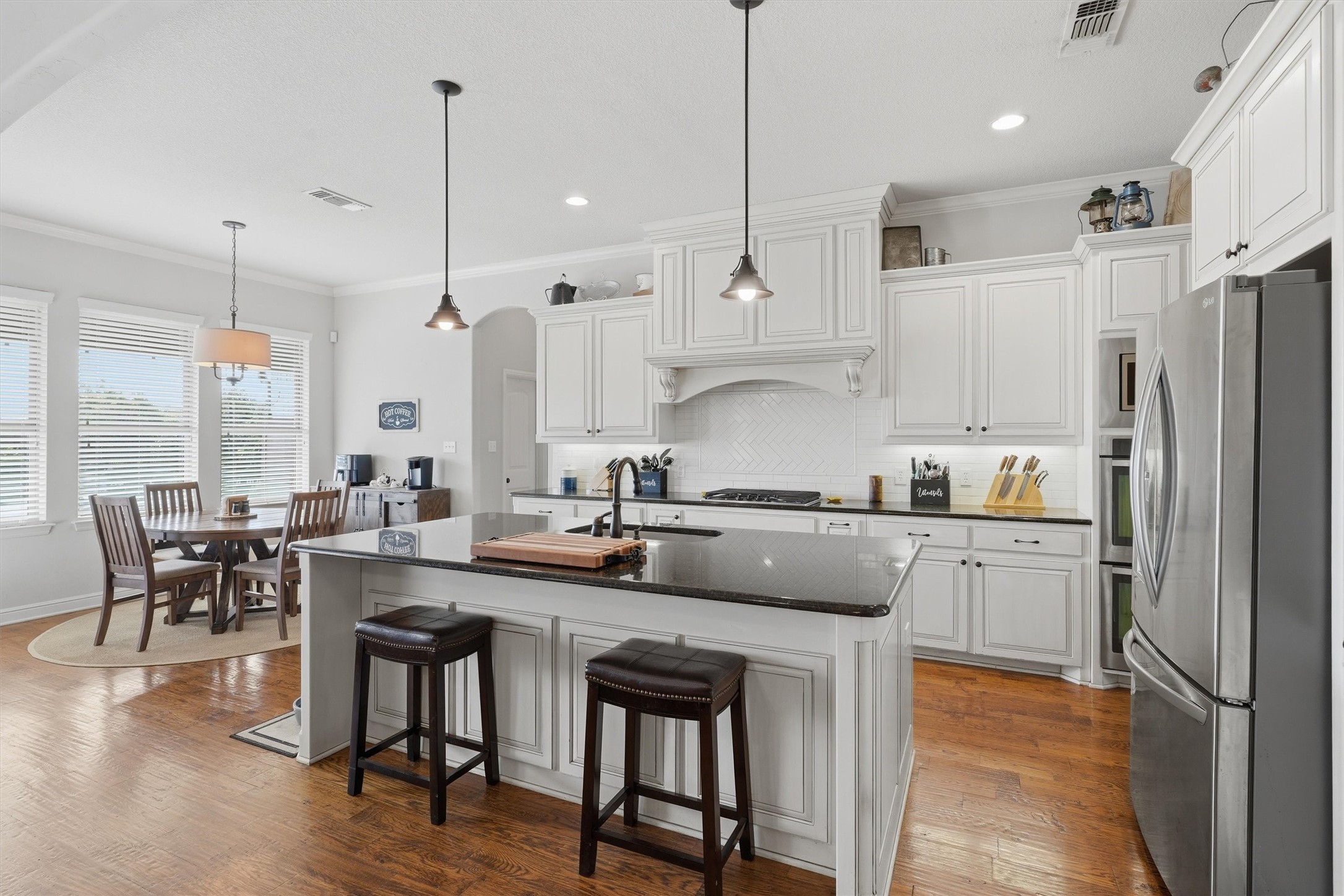 161 Creek Wood Drive Aledo TX 76008